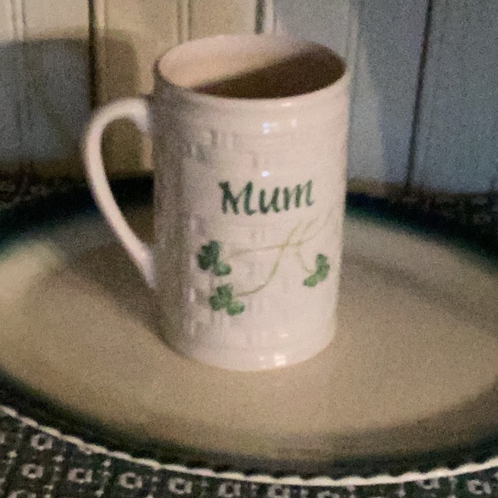 Belleek Ireland mugs for “MUM” and “DAD”. - Picture 2 of 8